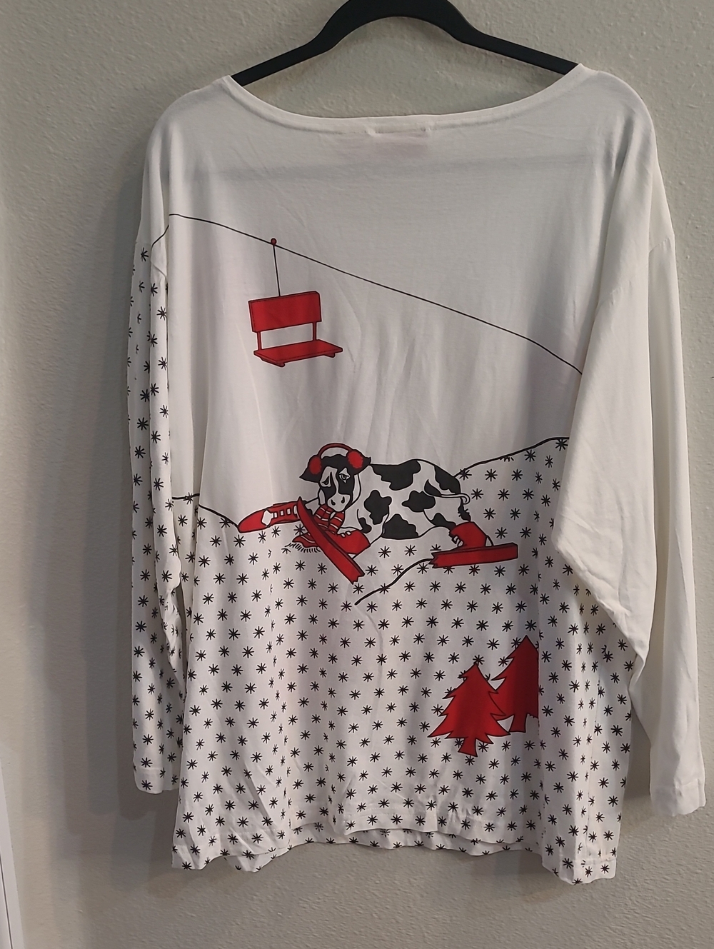 Kimberly Lane White Tee with Red Ski Cow Graphic - Playful Winter Top Cotton M - Picture 4 of 7